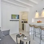 Mykonian Mews